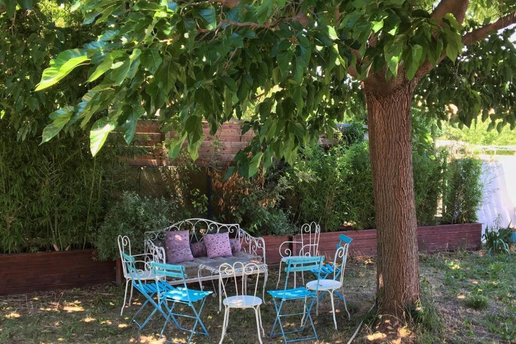 Villa Calme, Climatisee, Piscine, A 2 Pas Du Centre LʼIsle-sur-la-Sorgue Εξωτερικό φωτογραφία